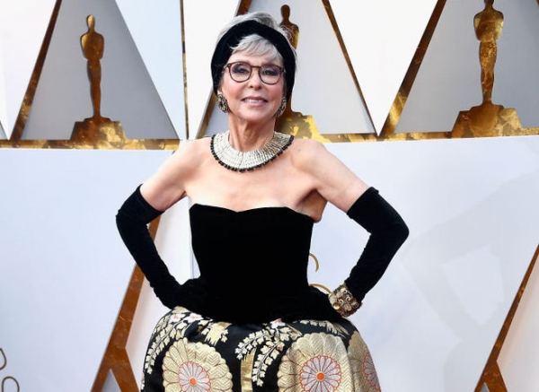 Оскар 2018: Рита Морено появилась на красной дорожке в платье 56-летней давности