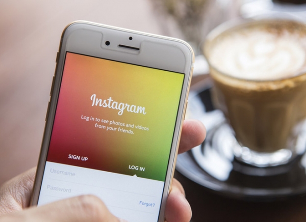 Будь в курсе: Instagram вернет хронологический порядок ленты