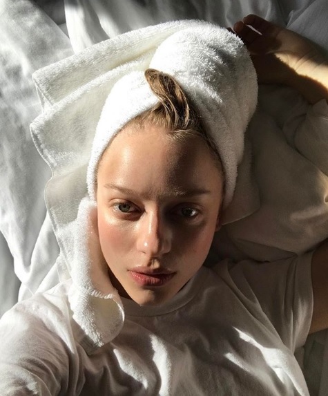Украинская модель стала лицом новой рекламной кампании Milk Makeup