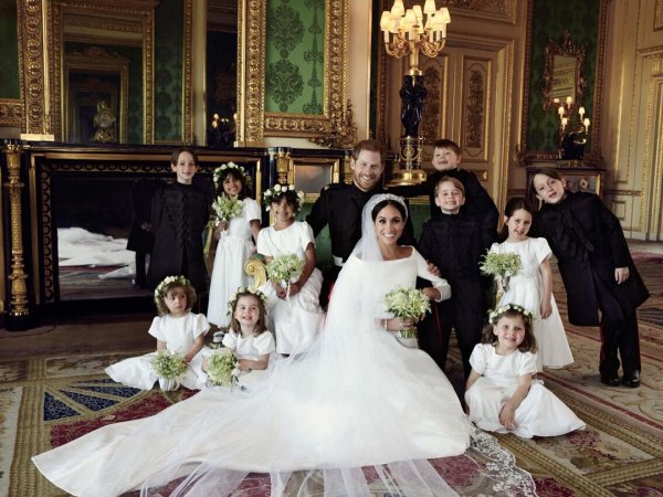 Появились первые фото со свадьбы принца Гарри и Меган Маркл