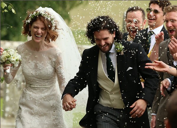 В Сеть попали первые фото со свадьбы «Джона Сноу» и «одичалой Ингритт»