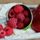 Диетологи назвали самые низкокалорийные фрукты и ягоды