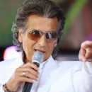 Легендарный итальянский певец попал в больницу
