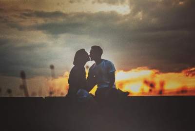  Даша Астафьева показала жениха на романтичных снимках