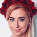 Украинская певица надела вышиванку на выступление в Сингапуре