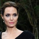 СМИ: Анджелина Джоли из-за страха одиночества может навредить себе