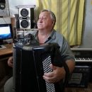 Пенсионер-гармонист из Волгоградской области обрел невиданную популярность в интернете