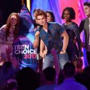 Teen Choice Awards в 2018: Сериал «Ривердэйл» победил в 12 номинациях