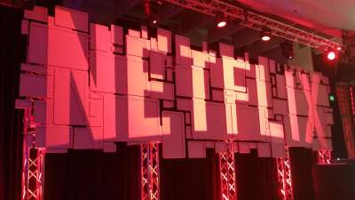 Netflix отменил премьеру популярного сериала Netflix отменил премьеру популярного сериала