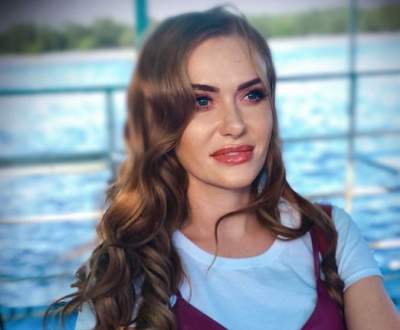 Слава Каминская примерила эффектное платье Слава Каминская примерила эффектное платье