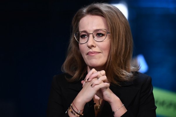 Телевизор вместо родителей: Собчак назвали ужасной матерью Телевизор вместо родителей: Собчак назвали ужасной матерью
