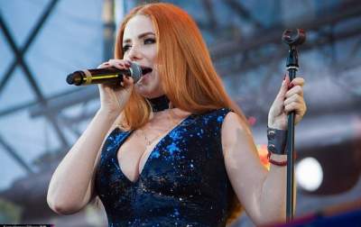 Экс-солистка t. A. T. u попала в базу данных сайта «Миротворец»