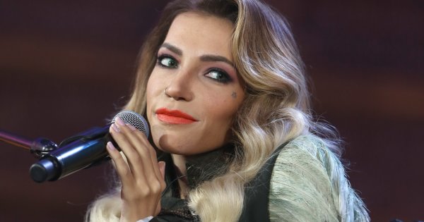 «Косячок небольшой»: Юлия Самойлова призналась об ошибках в книге «Обычная необычная история»