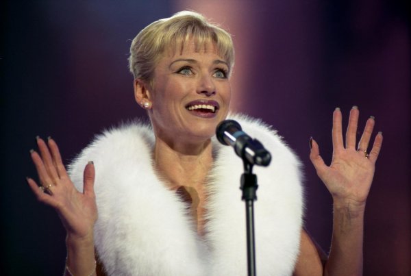 Ирина Понаровская собирается вернуться на большую сцену Ирина Понаровская собирается вернуться на большую сцену