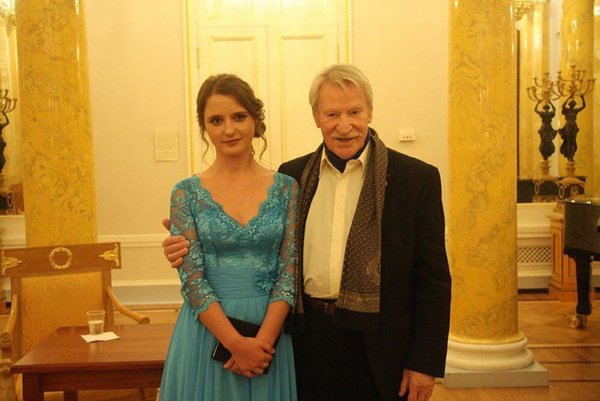 Иван Краско заговорил о разводе с молодой супругой Иван Краско заговорил о разводе с молодой супругой