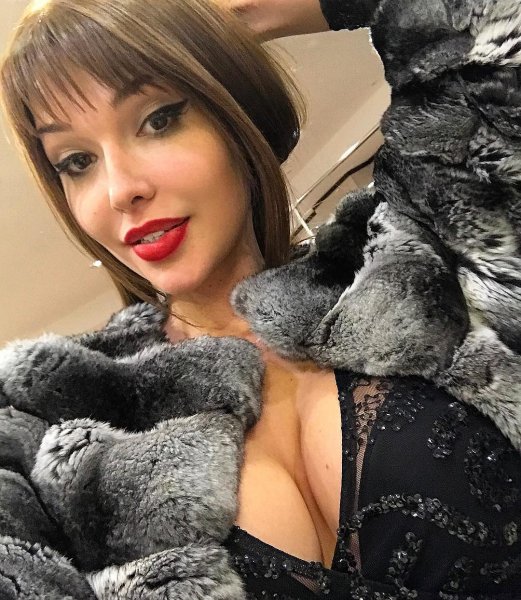 Мария Лиман взбудоражила пользователей снимком без бюстгальтера Мария Лиман взбудоражила пользователей снимком без бюстгальтера