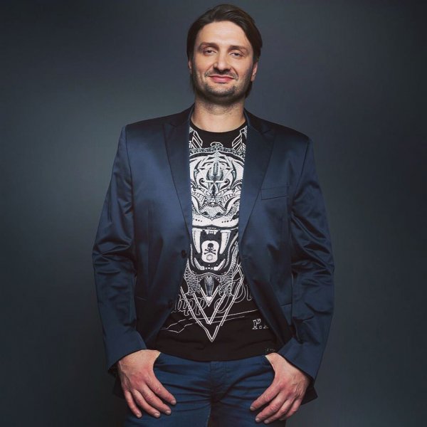Эдгара Запашного обвинили в жестокости по отношению к собственной дочери Эдгара Запашного обвинили в жестокости по отношению к собственной дочери