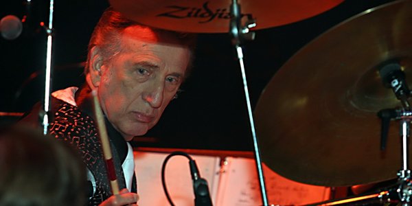 На 88-м году жизни скончался ударник, работавший с Элвисом Пресли На 88-м году жизни скончался ударник, работавший с Элвисом Пресли