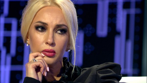 Беременную Кудрявцеву жестоко обманули мошенники в интернете