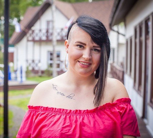 «Кусок сала»: Стриптиз 100-килограммовой звезды «Дома-2» шокировал пользователей
