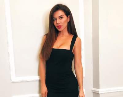 Экс-солистка «ВИА-Гры» выставила напоказ родинки на груди Экс-солистка «ВИА-Гры» выставила напоказ родинки на груди