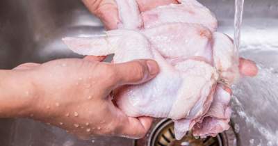 Медики назвали продукты, которые нельзя мыть