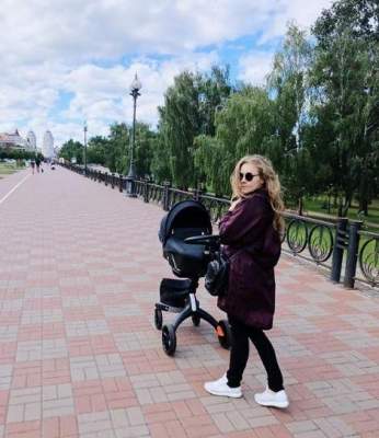 Алена Шоптенко показала снимок семейной прогулки Алена Шоптенко показала снимок семейной прогулки