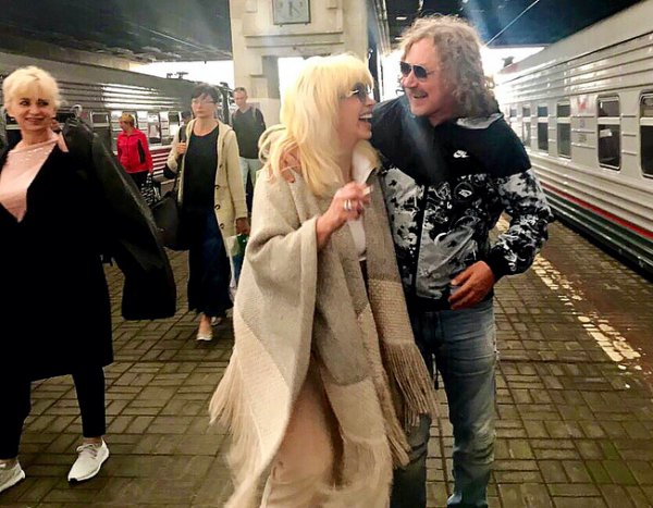 Николаев путешествовал с Аллегровой и строил совместные планы на будущее Николаев путешествовал с Аллегровой и строил совместные планы на будущее