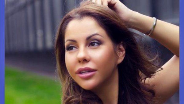 Порнозвезда Елена Беркова рассказала, кто из футболистов её заводит