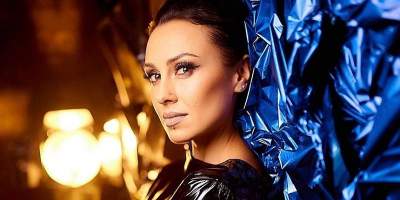 Экс-солистка Nikita полностью обнажилась перед камерой Экс-солистка Nikita полностью обнажилась перед камерой