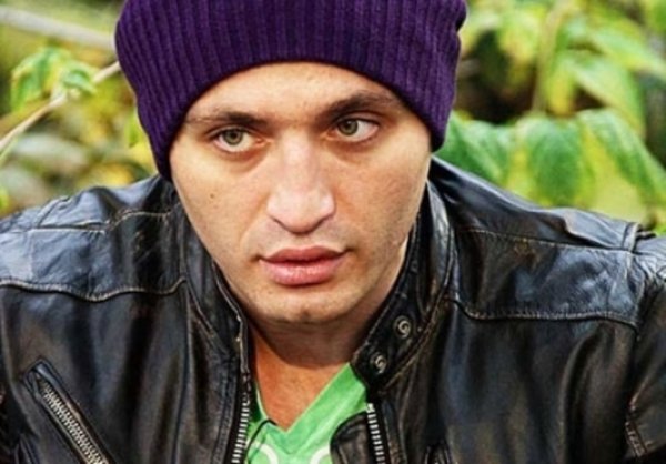 Рустам Солнцев решил помочь финансово Дмитрию Тарасову Рустам Солнцев решил помочь финансово Дмитрию Тарасову