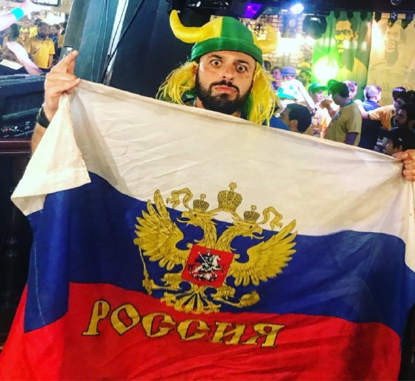 Ростовский «символ» ЧМ-2018 хочет дать блогеру Юрию Дудю интервью
