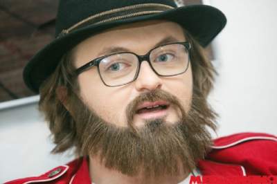 Популярный украинский певец впервые показал свою маму