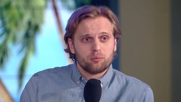 Экс-священник из «Дома-2» прервал отдых с любовницей из-за экс-жены