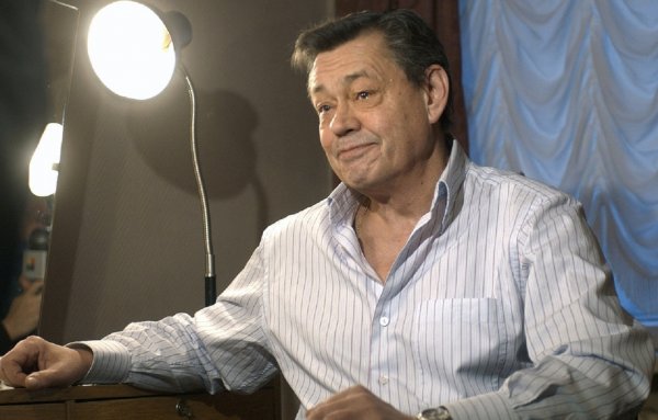 В «Ленкоме» назвали точное место похорон Караченцова В «Ленкоме» назвали точное место похорон Караченцова