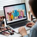 Продажи косметики на маркетплейсах выросли на 42%: почему покупатели выбирают онлайн